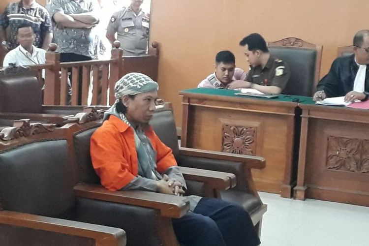 Pelaku Bom Thamrin Sekaligus Gembong Teroris ISIS, Aman Abdurrahman Ungkap Terinspirasi Serangan Paris 2015 Atas Perintah.... Pelaku Bom Thamrin Sekaligus Gembong Teroris ISIS, Aman Abdurrahman Ungkap Terinspirasi Serangan Paris 2015 Atas Perintah....