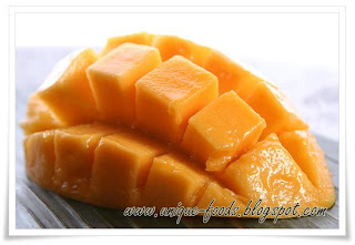 Mango contains of vitamin A and C that keep our sight in old age. 