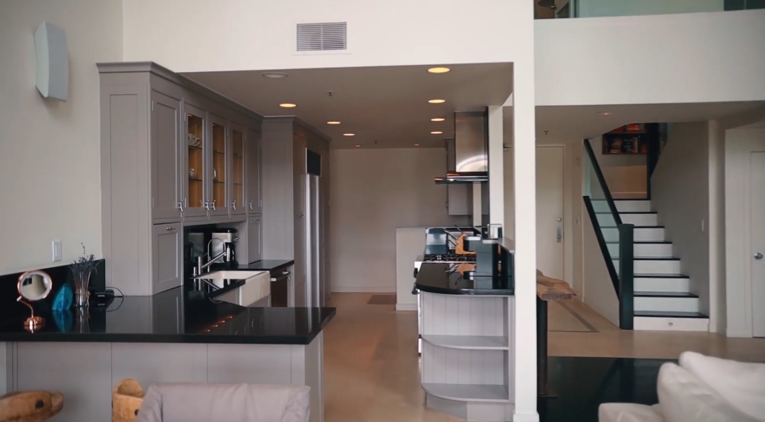 18 Photos vs. 1040 4th St #405, Santa Monica Luxury Condo Interior Design Tour