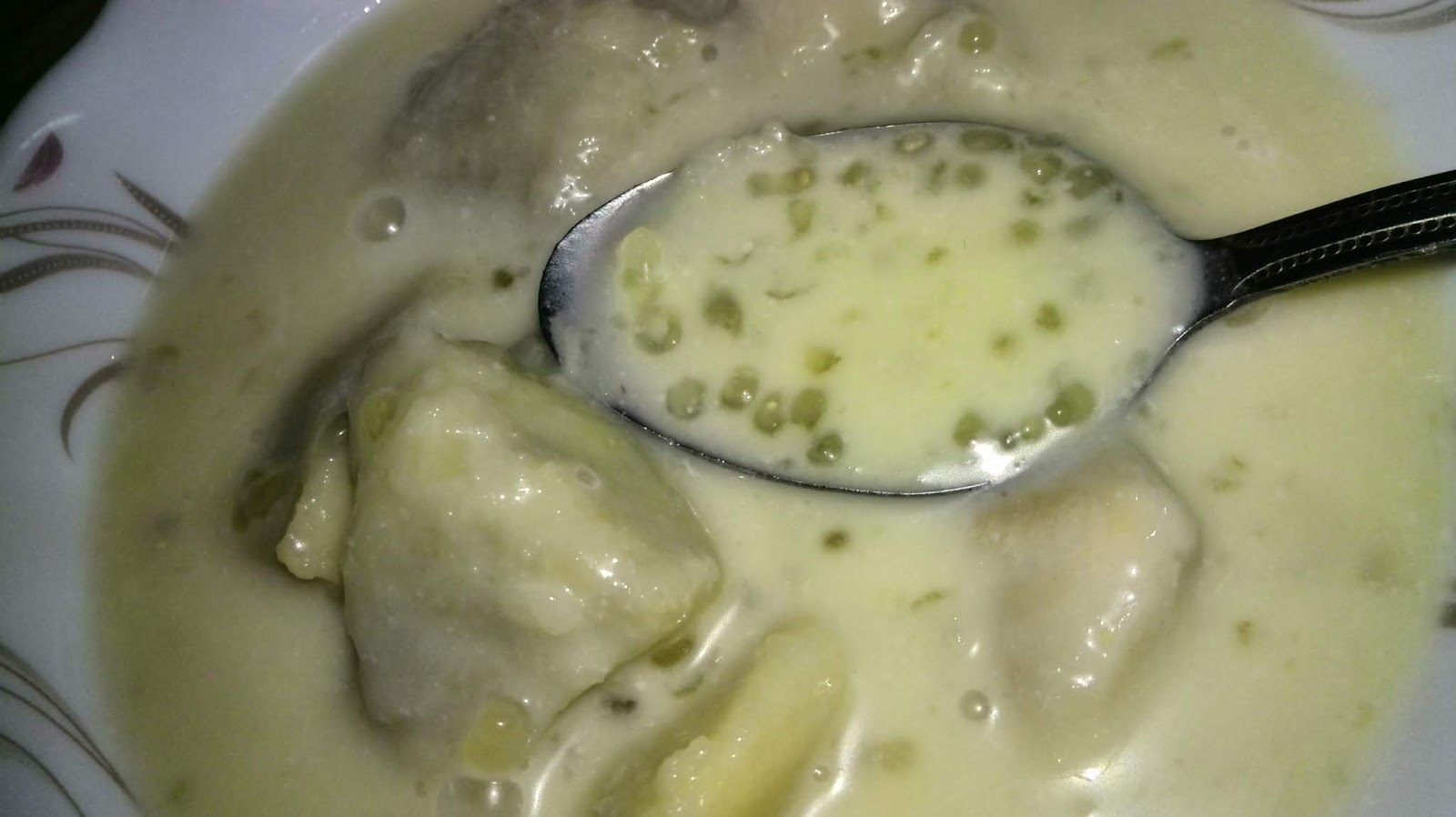 Namakucella Pengat Ubi Keladi