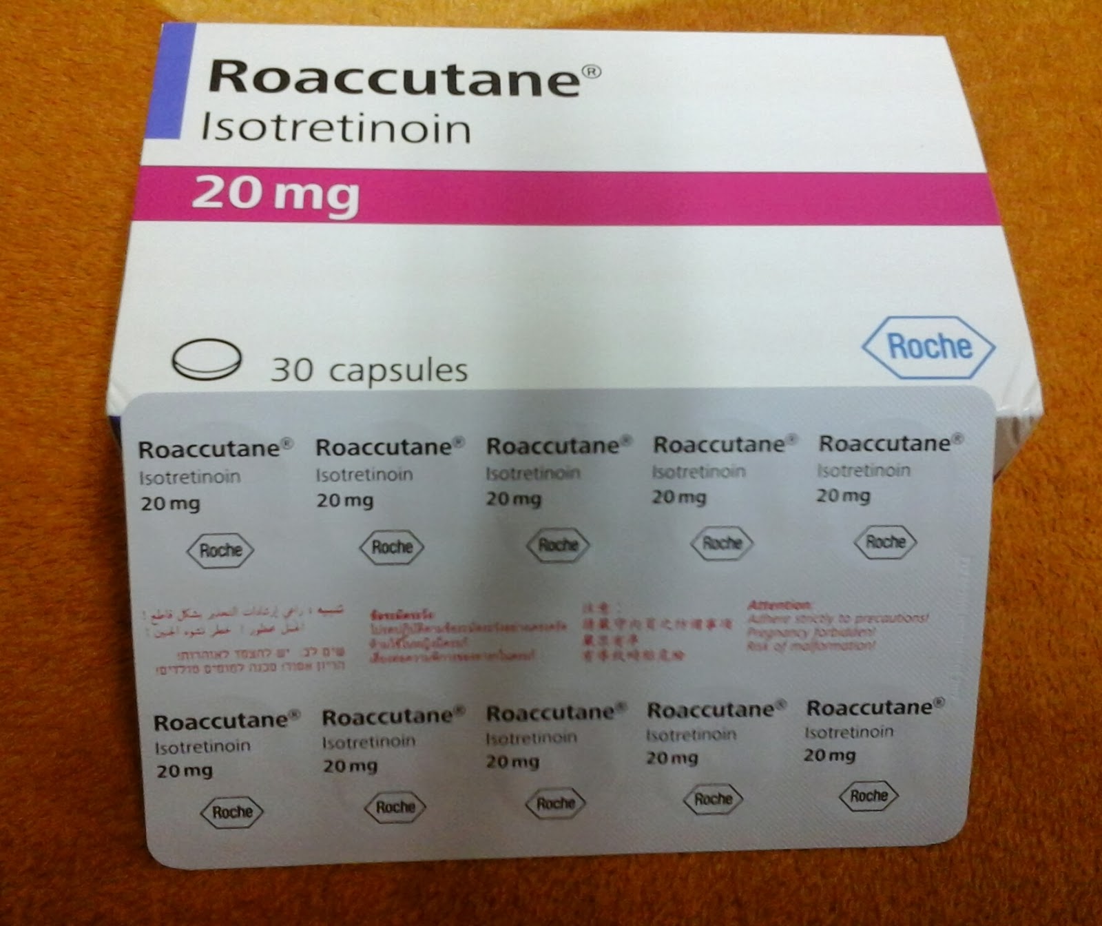 Роаккутан таблетки инструкция. Роаккутан изотретиноин 10мг. Роаккутан 20 мг. Роаккутан 40 мг. Роаккутан 10 мг таблетки.