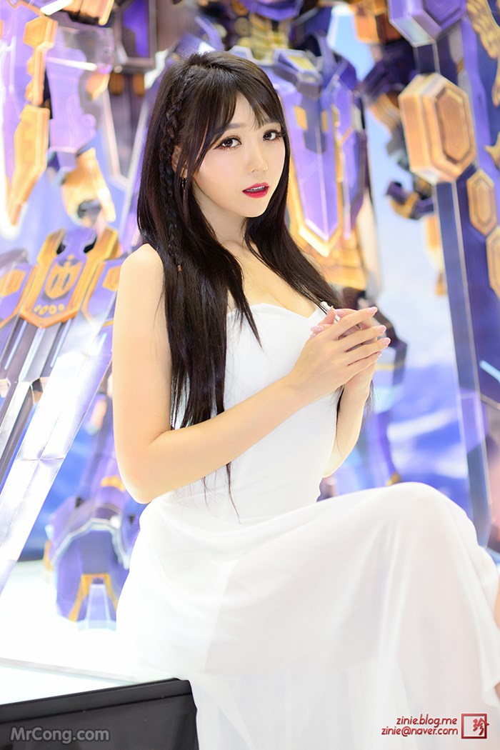 Lee Eun Hye&#39;s beauty at G-Star 2016 exhibition (45 photos) photo 2-13