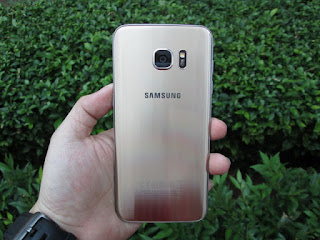 Samsung S7 edge Seken Mulus Fullset Gold 32GB