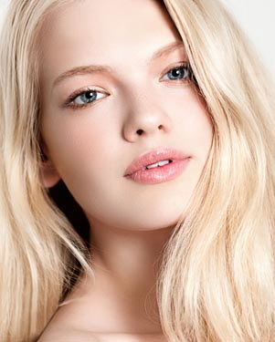 Sari Sac Kimlere Yakisir Sarinin En Guzel Tonlari Modern Kadin