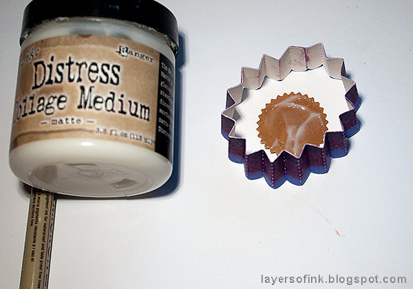 Layers of ink - Rosette Wall-hanger Tutorial by Anna-Karin Evaldsson