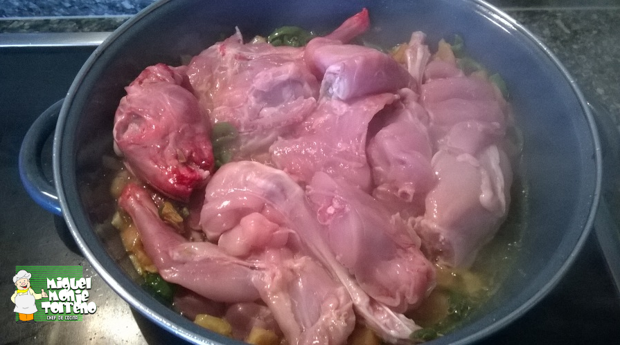 Riquisimo Conejo con Arroz