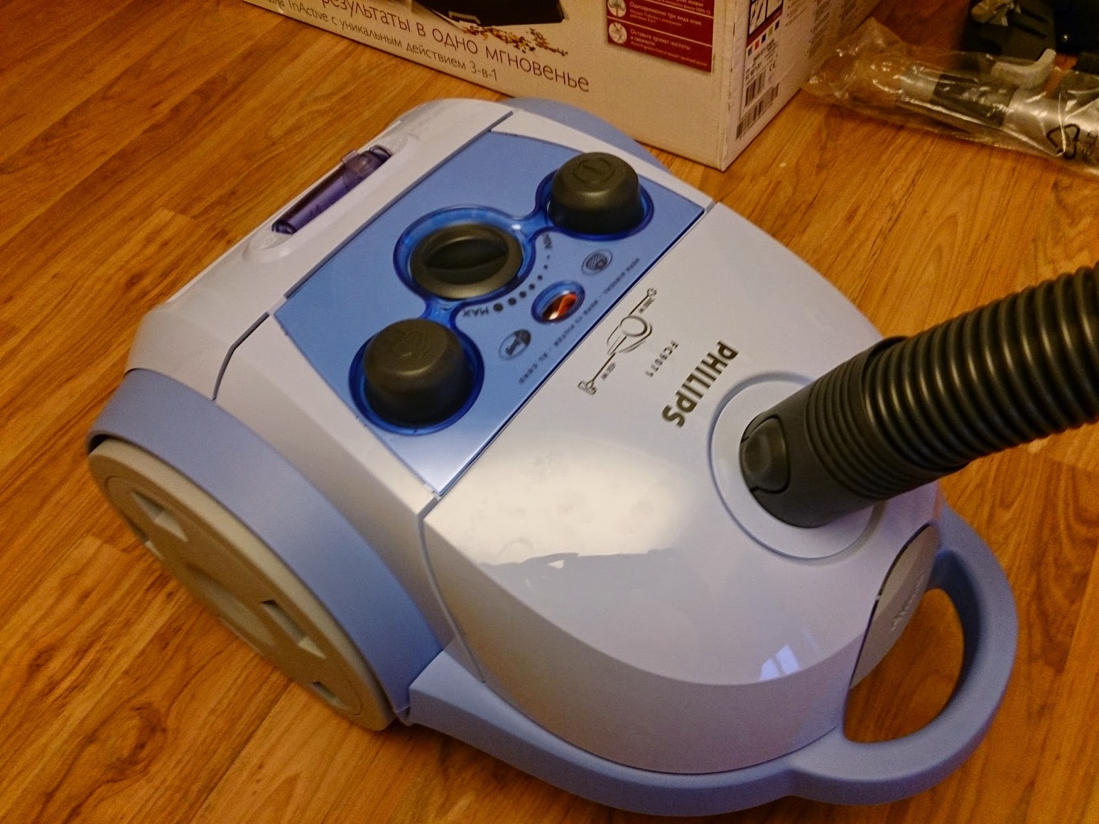 Циклоны, антициклоны и вихри пыли - Обзор мешкового пылесоса Philips ...