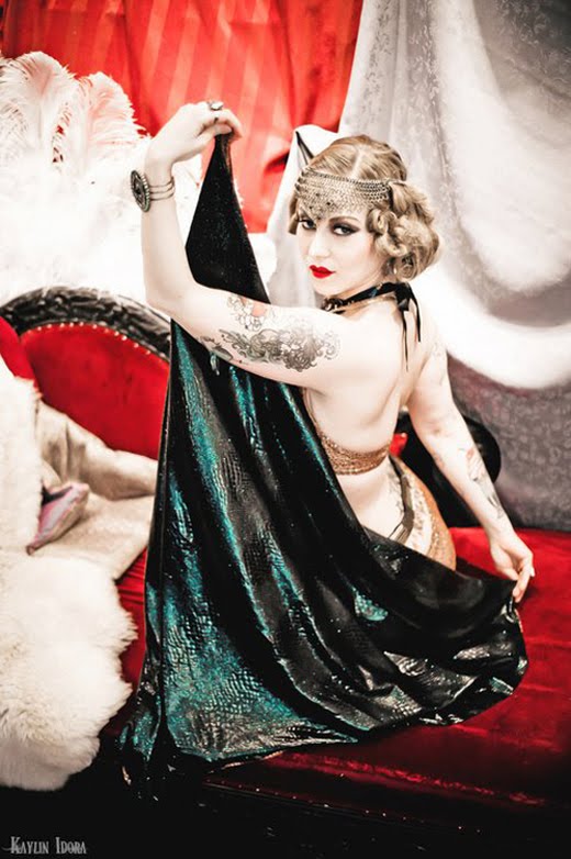 Vaudeville Bellydance: Burlesque Costume Inspiration