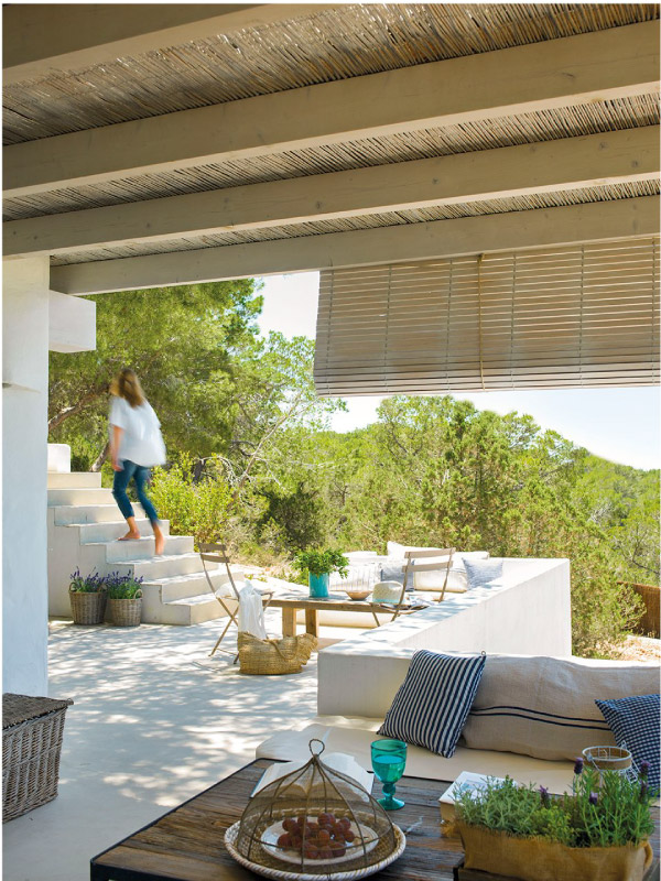 Un bellissimo portico in stile mediterraneo Blog di arredamento e