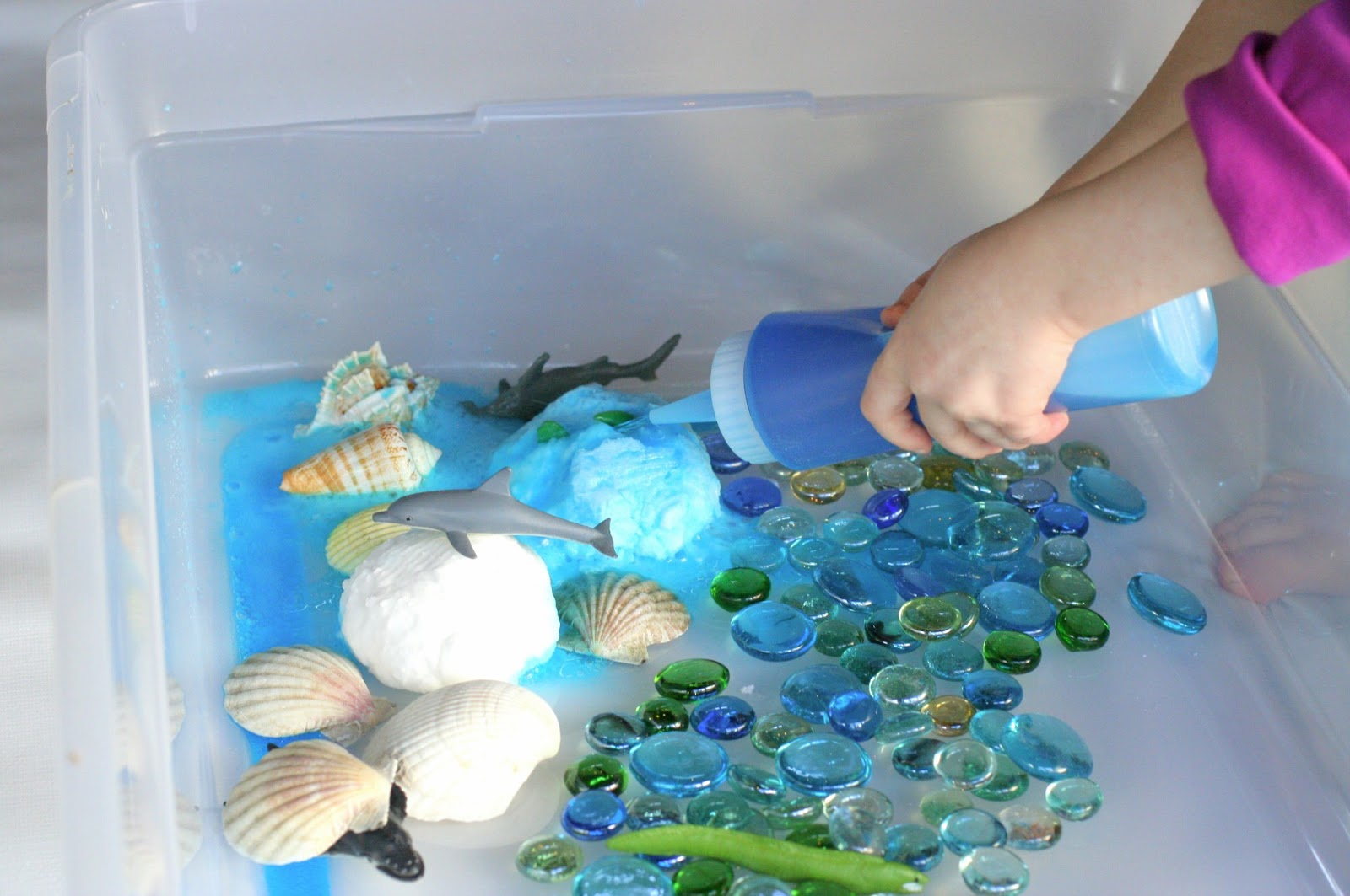 Simple Small Worlds: Fizzing Hidden Ocean World