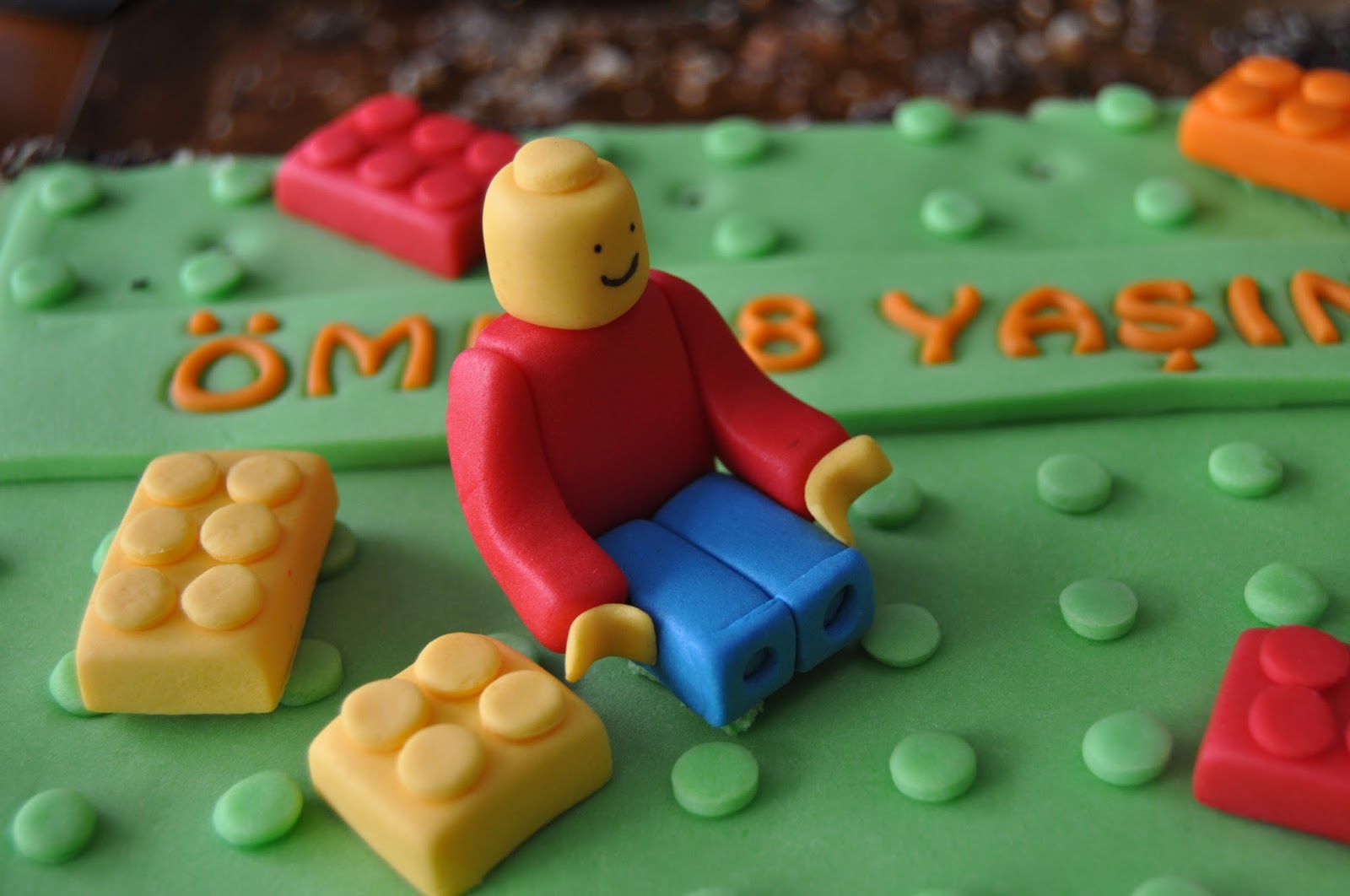 Kurabiyeliz Lego pasta..