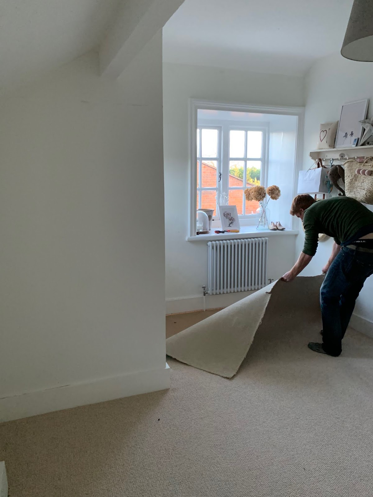 Interiors // Painting Wooden Floorboards DIY guide - Roses and Rolltops