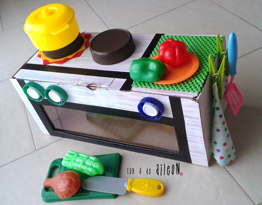 recycled kitchen, diy kitchen, children, niños, cocina reciclada, juguete casero