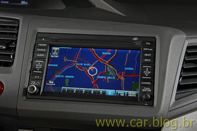Novo Honda Civic 2012 - GPS integrado ao Painel