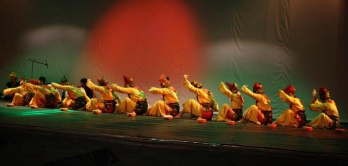 Artikel Lengkap Tari Indang (Dindin Badindin) Sejarah