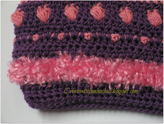 Crochet pencil pouch 