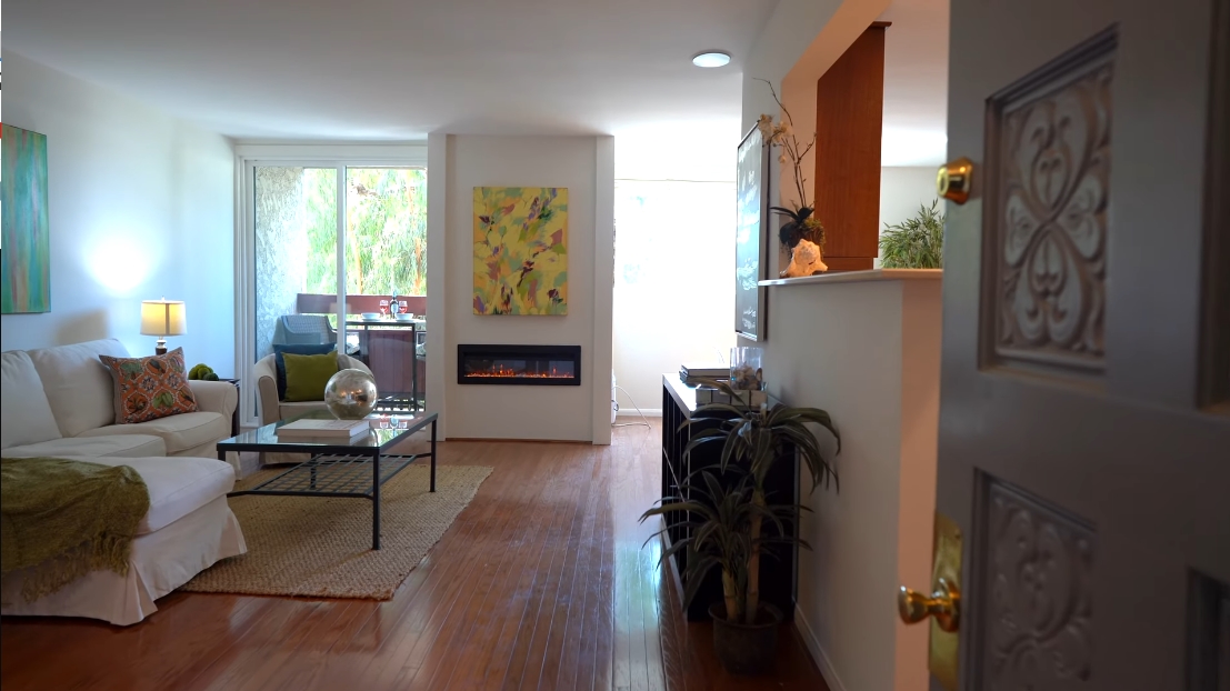 15 Photos vs. 530 S Barrington Ave #201, Los Angeles Condo Interior Design Tour