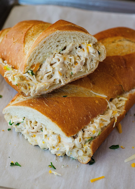 Chicken Stuffed French Bread- Best picnic foods! Love everything on this list! yum!