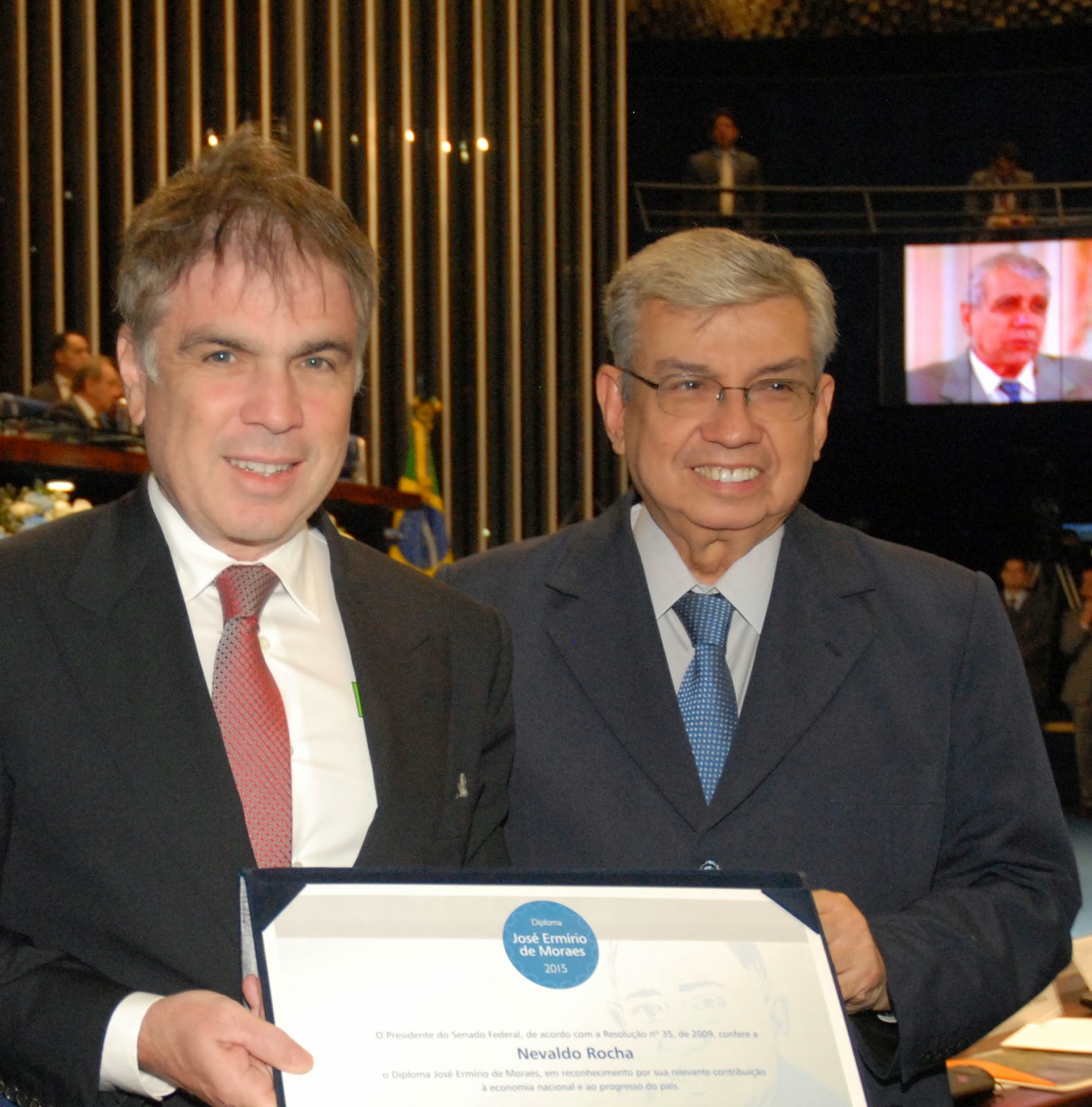 Blog do Gilvan Wanderley: Nevaldo Rocha, representado pelo filho