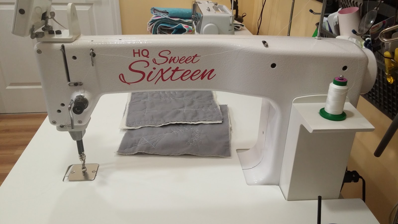 Live and Dye Color Handi Quilter Sweet Sixteen Day 13 threading tip