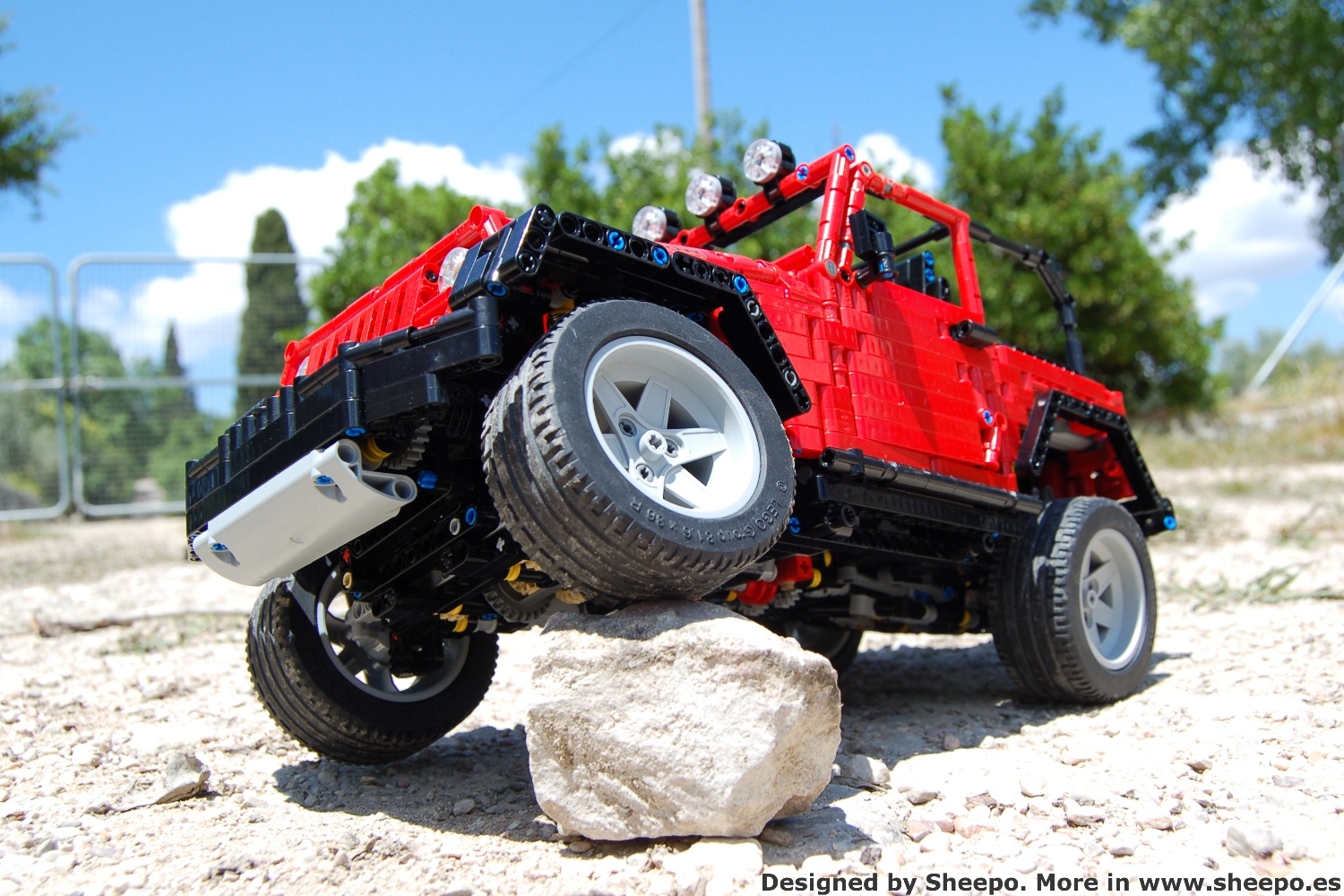 LEGO MOC Jeep Wrangler Rubicon (RC Version) by Sheepo | Rebrickable ...