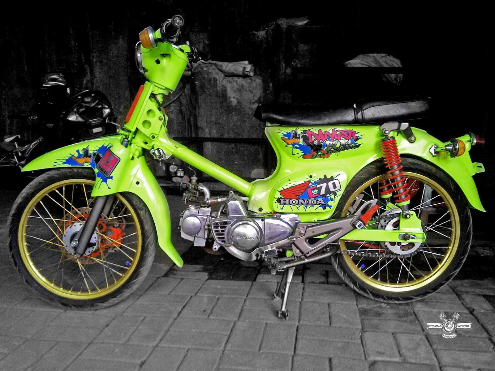 Honda C70 Modif Road Race foto modifikasi motor honda 70 modifikasi yamah nmax Honda C70 Modif Road Race foto modifikasi motor honda 70 modifikasi yamah nmax