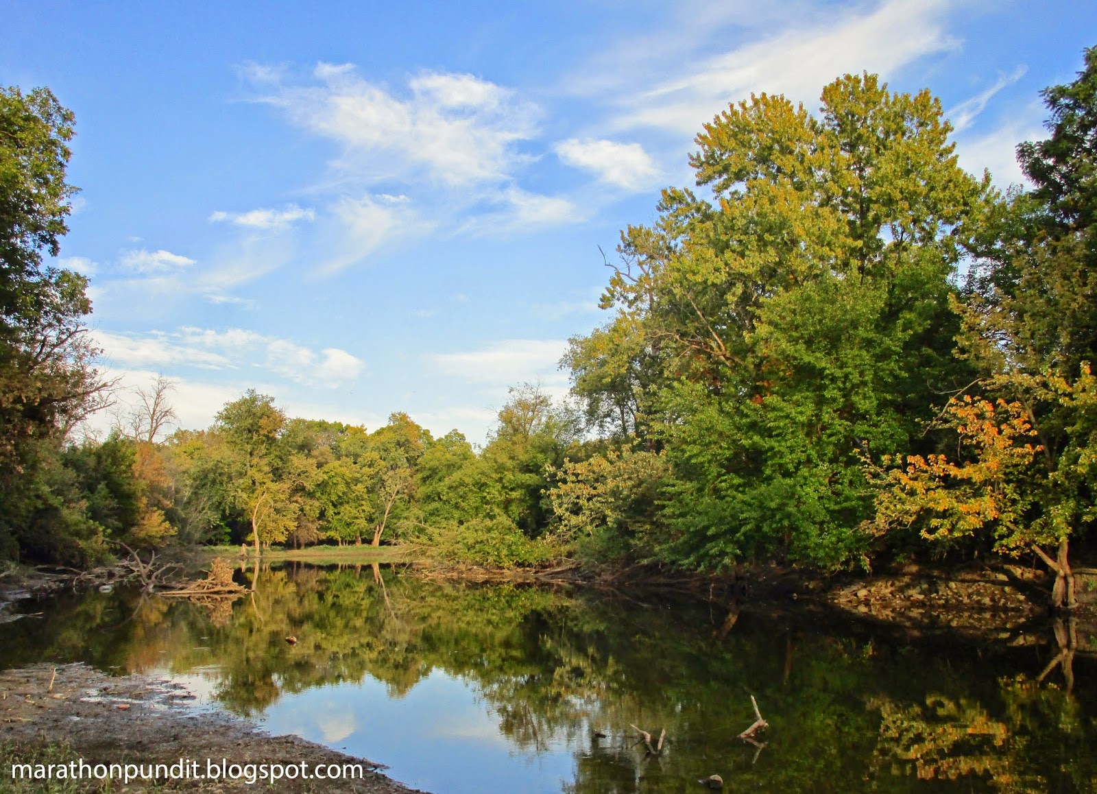 Marathon Pundit Des Plaines River at Big Bend Lake in autumn