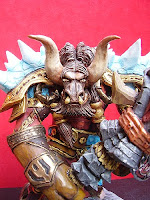 Sciamano Tauren - World of Warcraft action figure collezione sciamano tauren world of warcraft statuetta minotauro modellino modellini videogames orme magiche