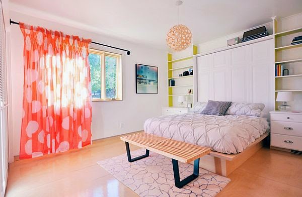 Wooden house: the floor