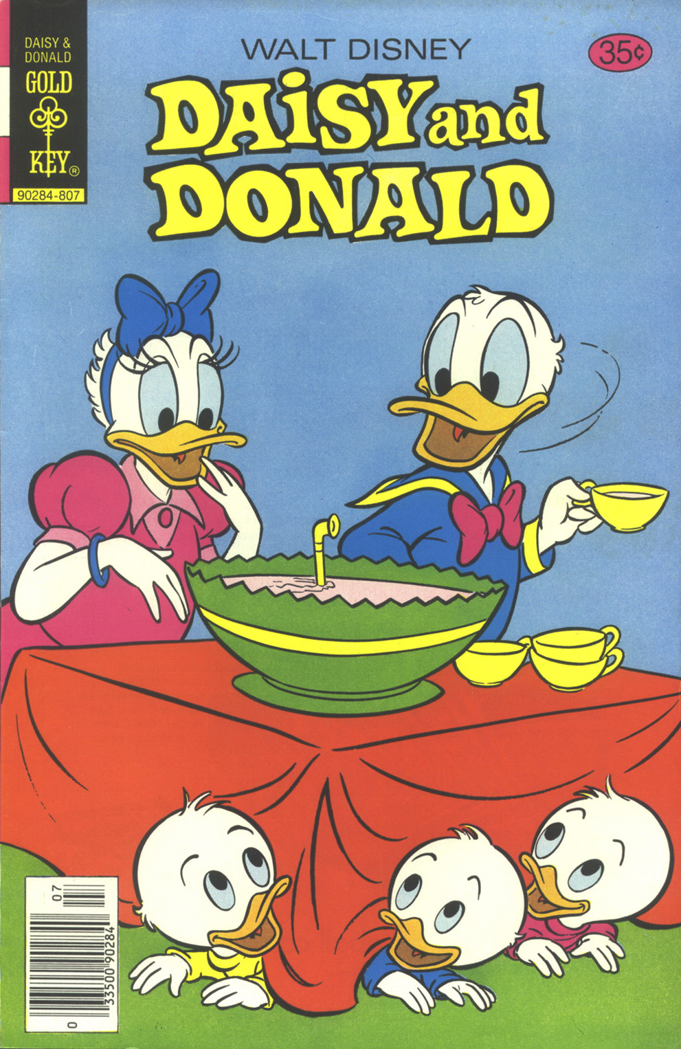 Read online Walt Disney Daisy and Donald comic -  Issue #31 - 1