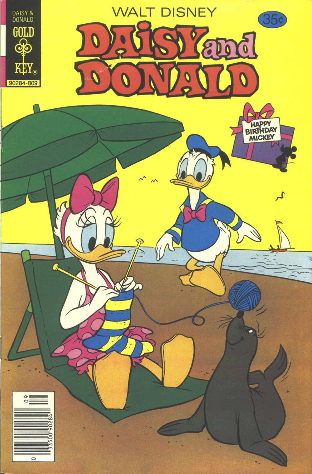 Read online Walt Disney Daisy and Donald comic -  Issue #33 - 1