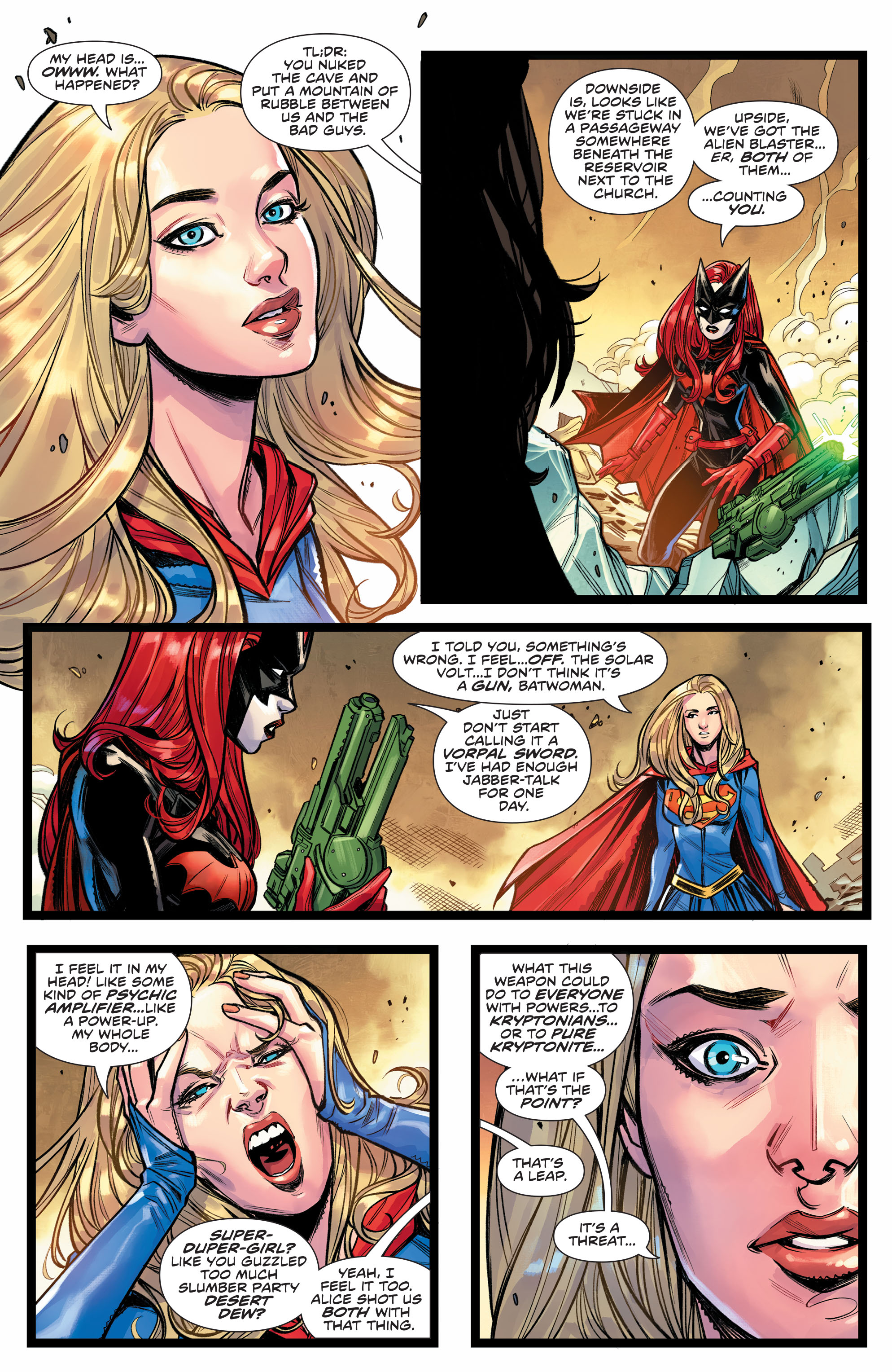 Read online World's Finest: Batwoman and Supergirl comic -  Issue #1 - 11
