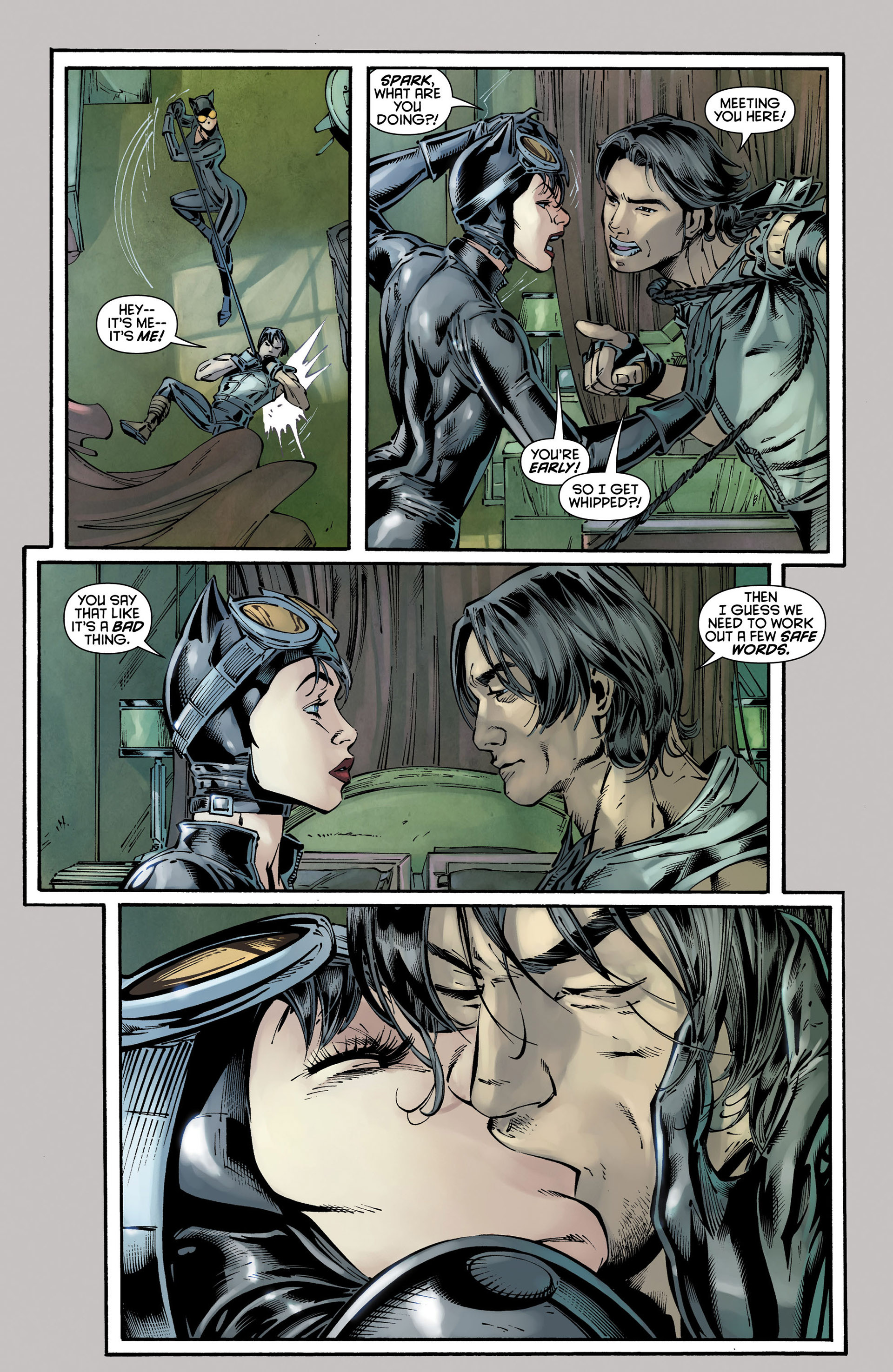 Read online Catwoman (2011) comic -  Issue #11 - 12