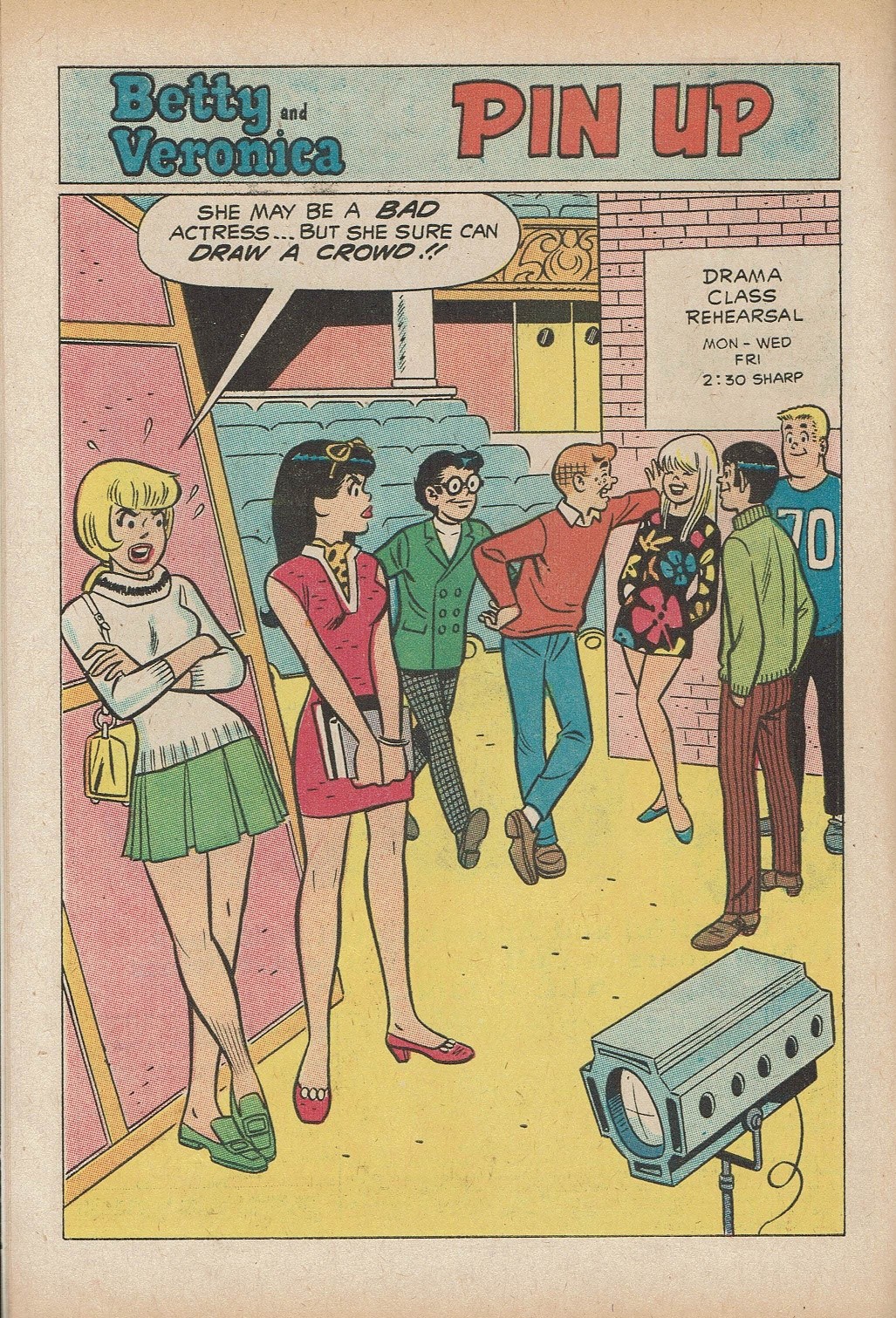 Read online Pep Comics comic -  Issue #231 - 10