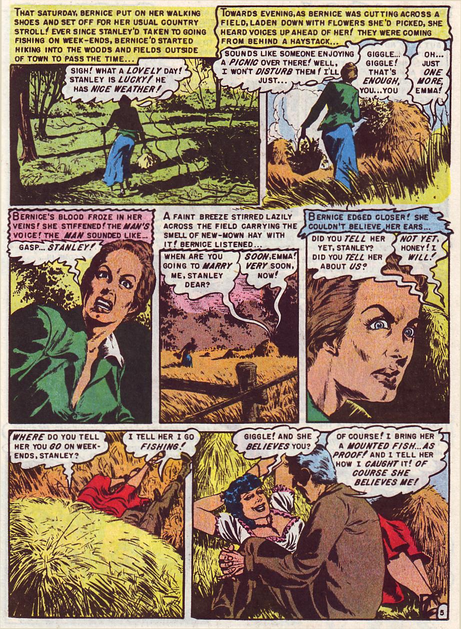 Read online The Vault of Horror (1950) comic -  Issue #26 - 28