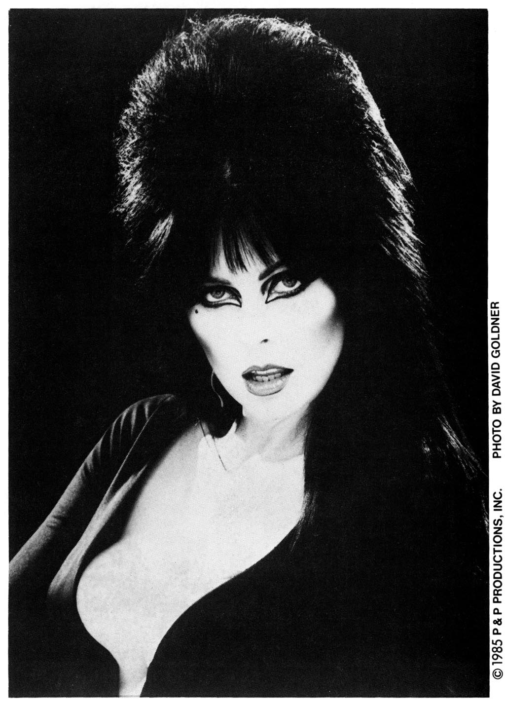 Read online Elvira's House of Mystery comic -  Issue #1 - 67
