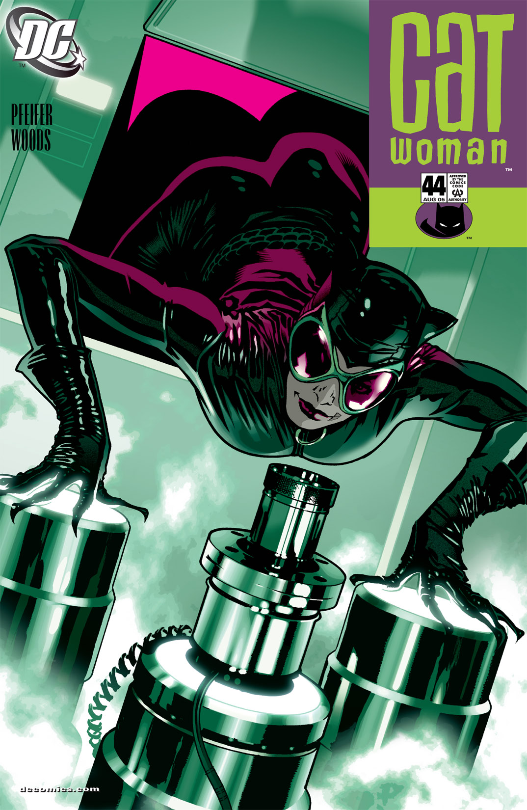 Read online Catwoman (2002) comic -  Issue #44 - 1