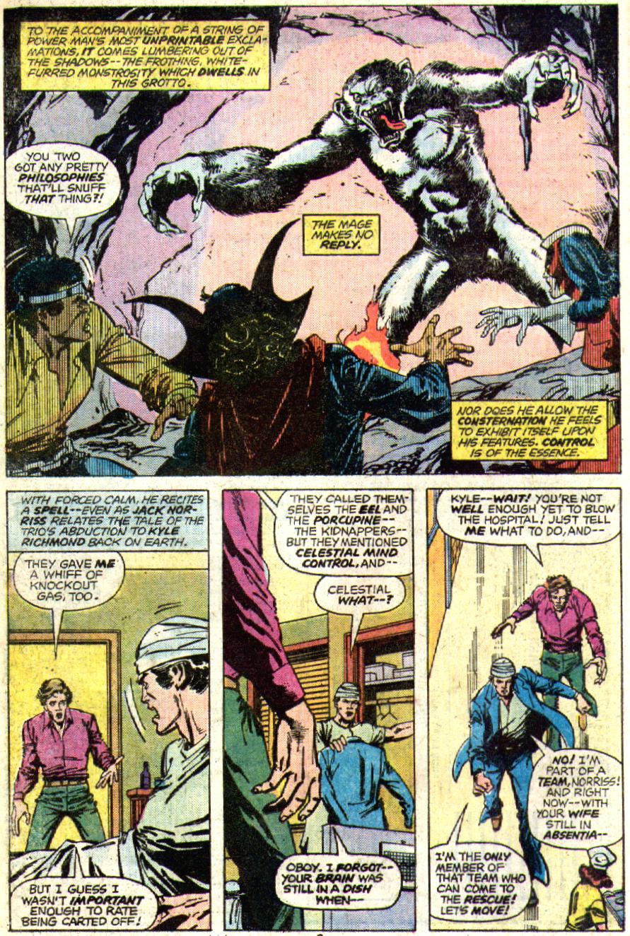 The Defenders (1972) Issue #38 #39 - English 5