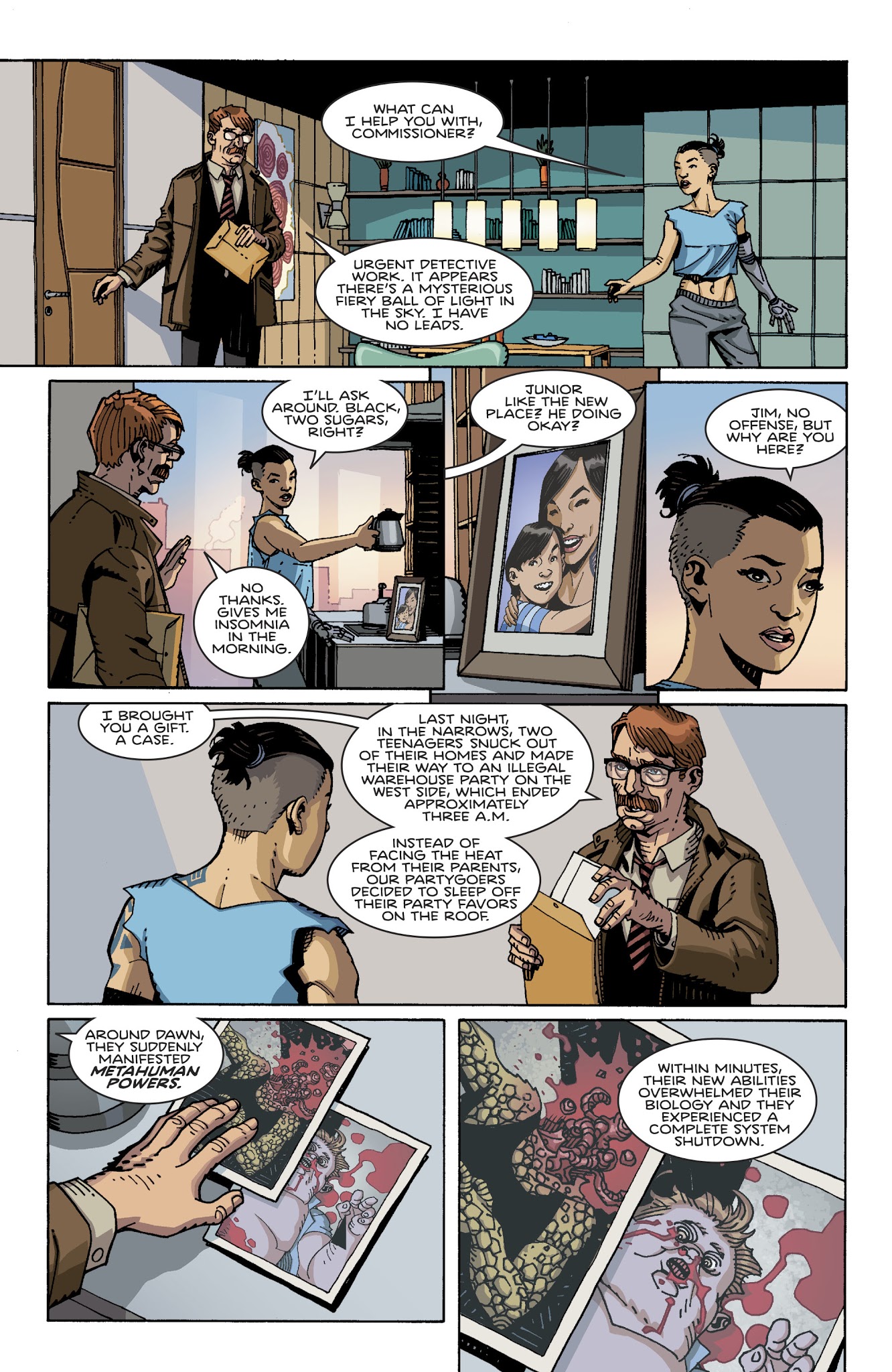 Read online Batman & The Signal comic -  Issue #1 - 12