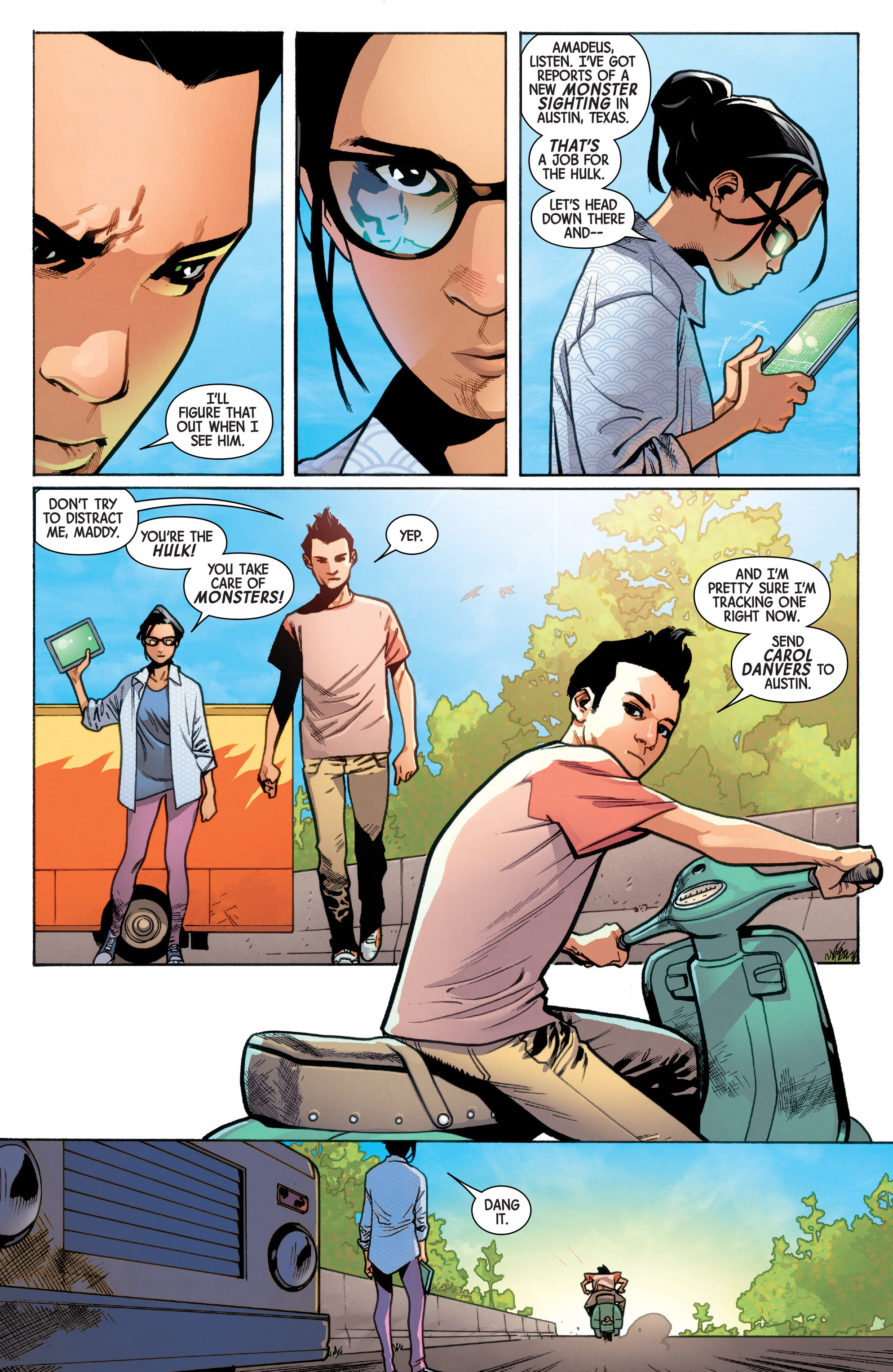 Read online Totally Awesome Hulk comic -  Issue #10 - 10