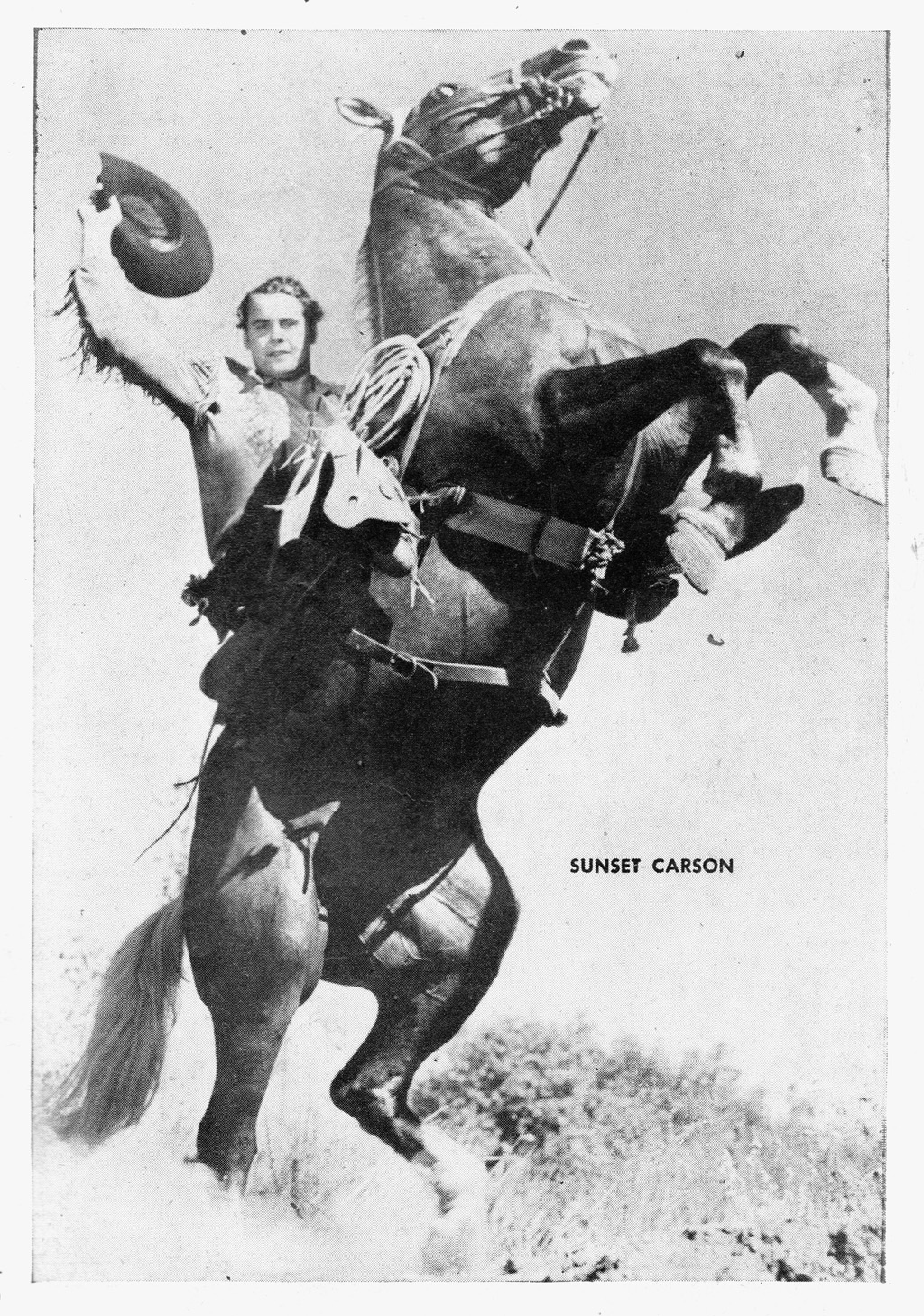 Read online Cowboy Western Comics (1948) comic -  Issue #28 - 35