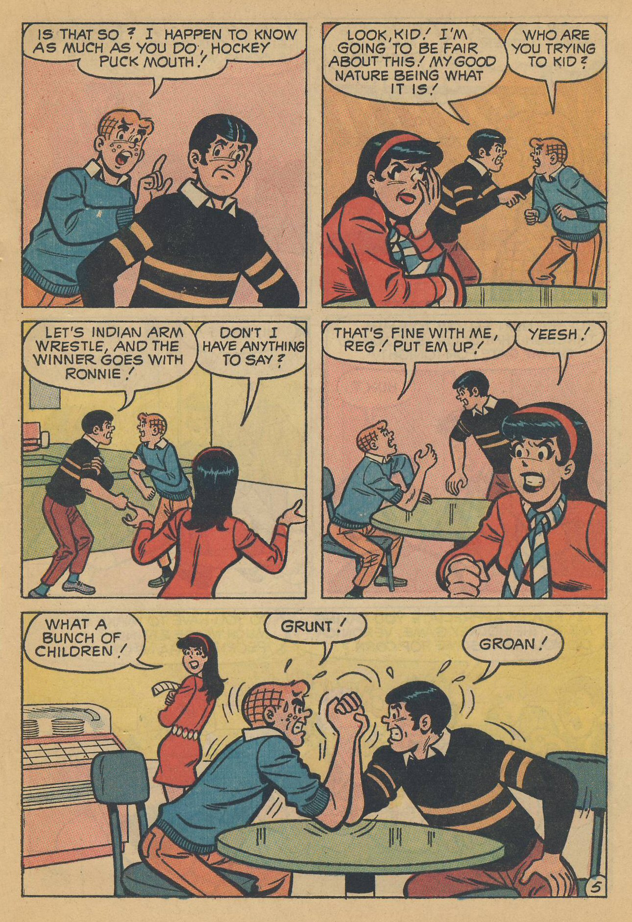 Read online Pep Comics comic -  Issue #241 - 17