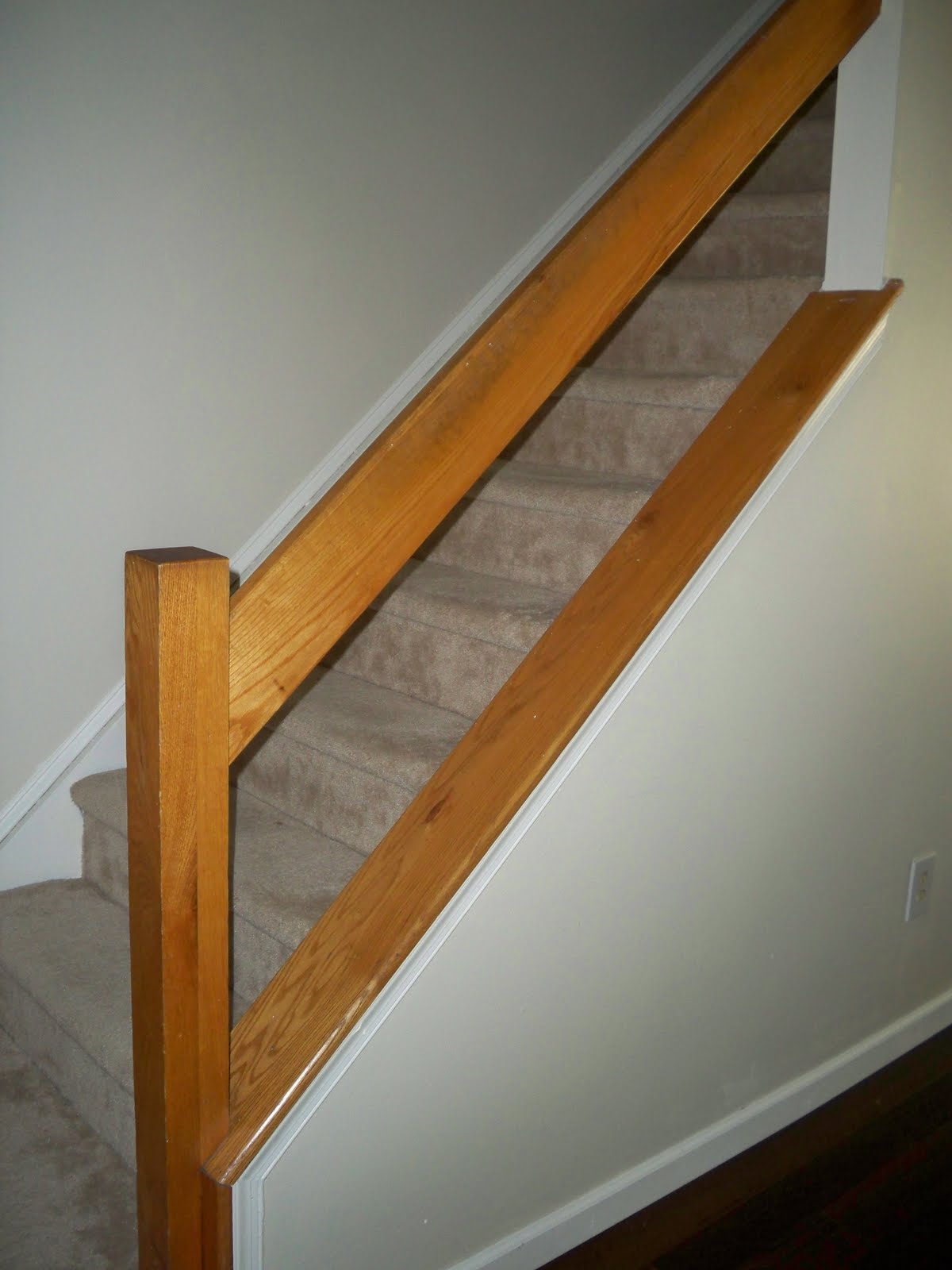 Chateau 809 Updating an 80s Banister