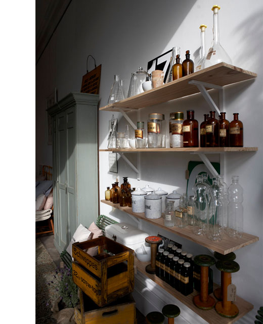 SURFACE POP Gallery/Space Scout house 125 Grey Street St Kilda