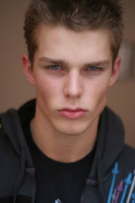 cheekbones prominent cheek bones estrogen very attractive find talk male model testosterone he girlsaskguys updates