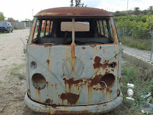 Si quieres ver la restauración de mi Volkswagen T1, 11 ventanas, este es el enlace: