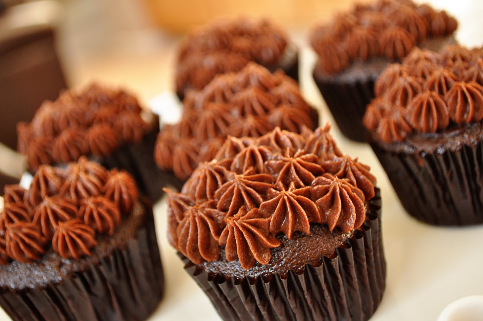Sweetharts Cupcakes: Triple Chocolate Cupcakes