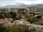 en la plaza principal de Cochabamba, que vemos con el Tunari