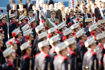 tres mil soldados participaron en la fiesta del 12 de octubre en España