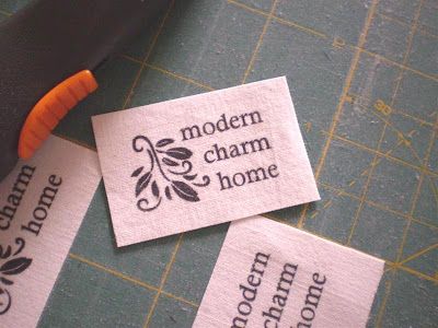 Modern Charm: Tutorial: Fabric Labels